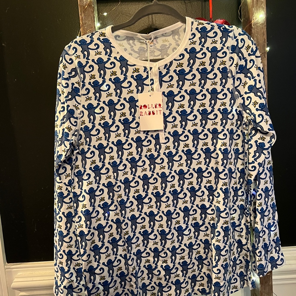 NWT Roller Rabbit PJ set. Adult Meduim long sleeve/ pants